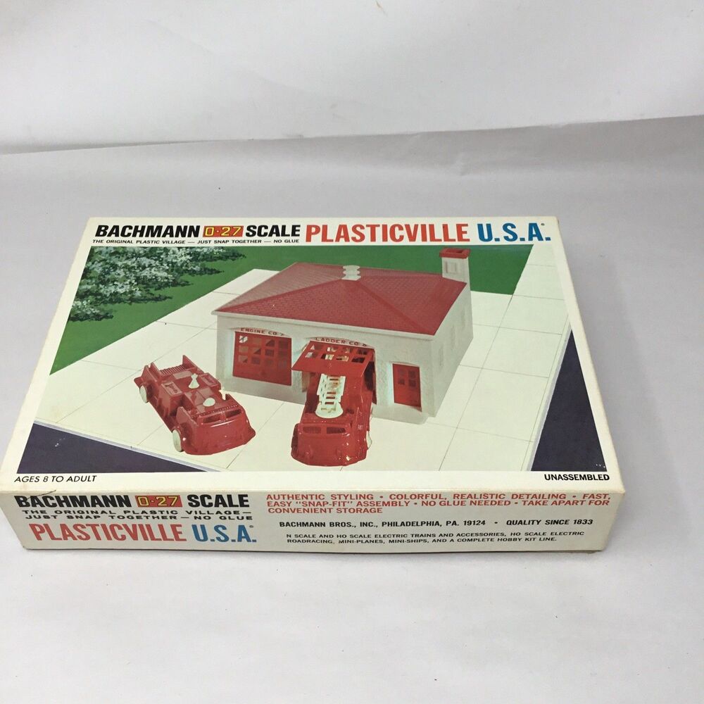 BACHMANN O SCALE PLASTICVILLE FIREHOUSE #1921